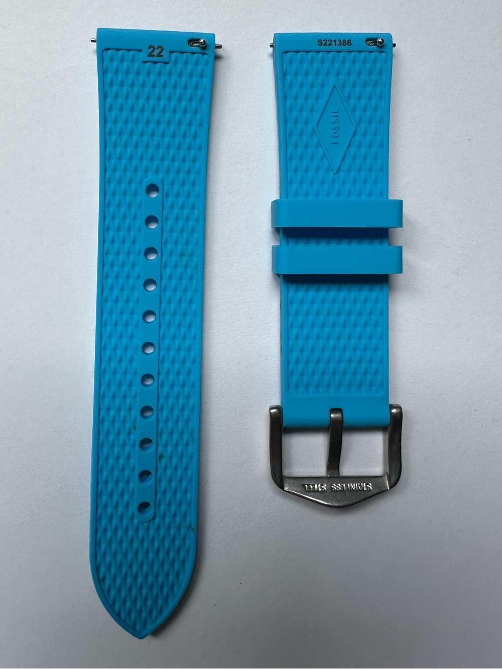 22mm Electric Blue Silicone model/SKU number S221386